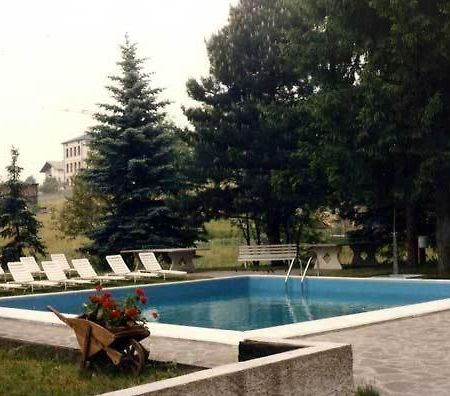 Hotel Due Pini Базельга-ді-Піне Екстер'єр фото