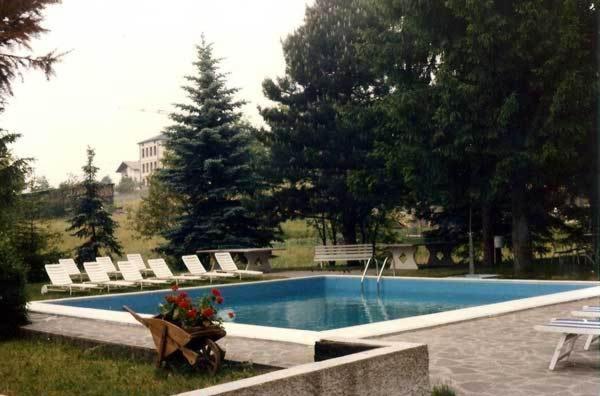Hotel Due Pini Базельга-ді-Піне Екстер'єр фото
